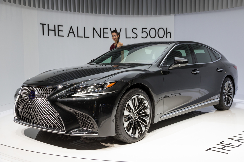 New Lexus LS 500h