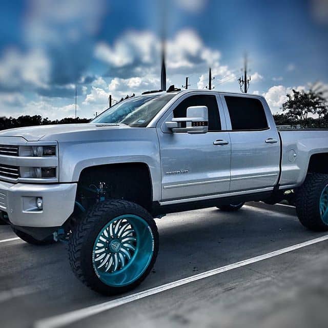 Photo Gallery of Custom Cars, Trucks and SUVs Peters Elite Autosports