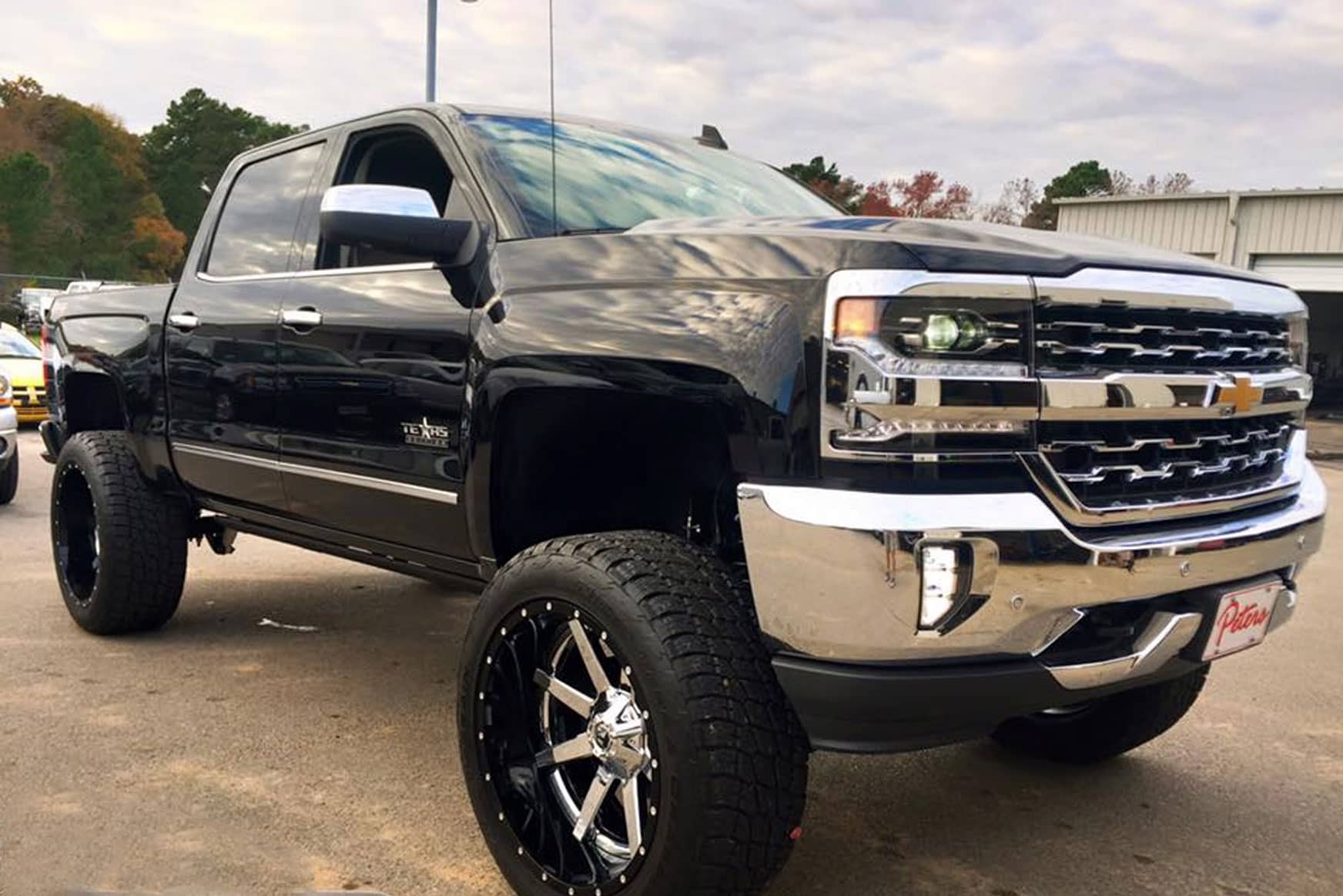 Photo Gallery of Custom Cars, Trucks and SUVs Peters Elite Autosports