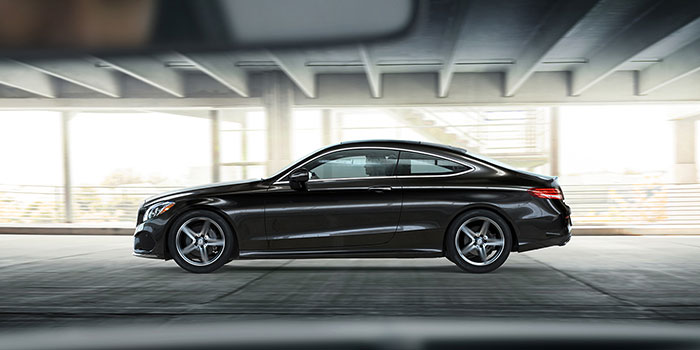2017-SPECIAL-OFFERS-C-COUPE-02-D