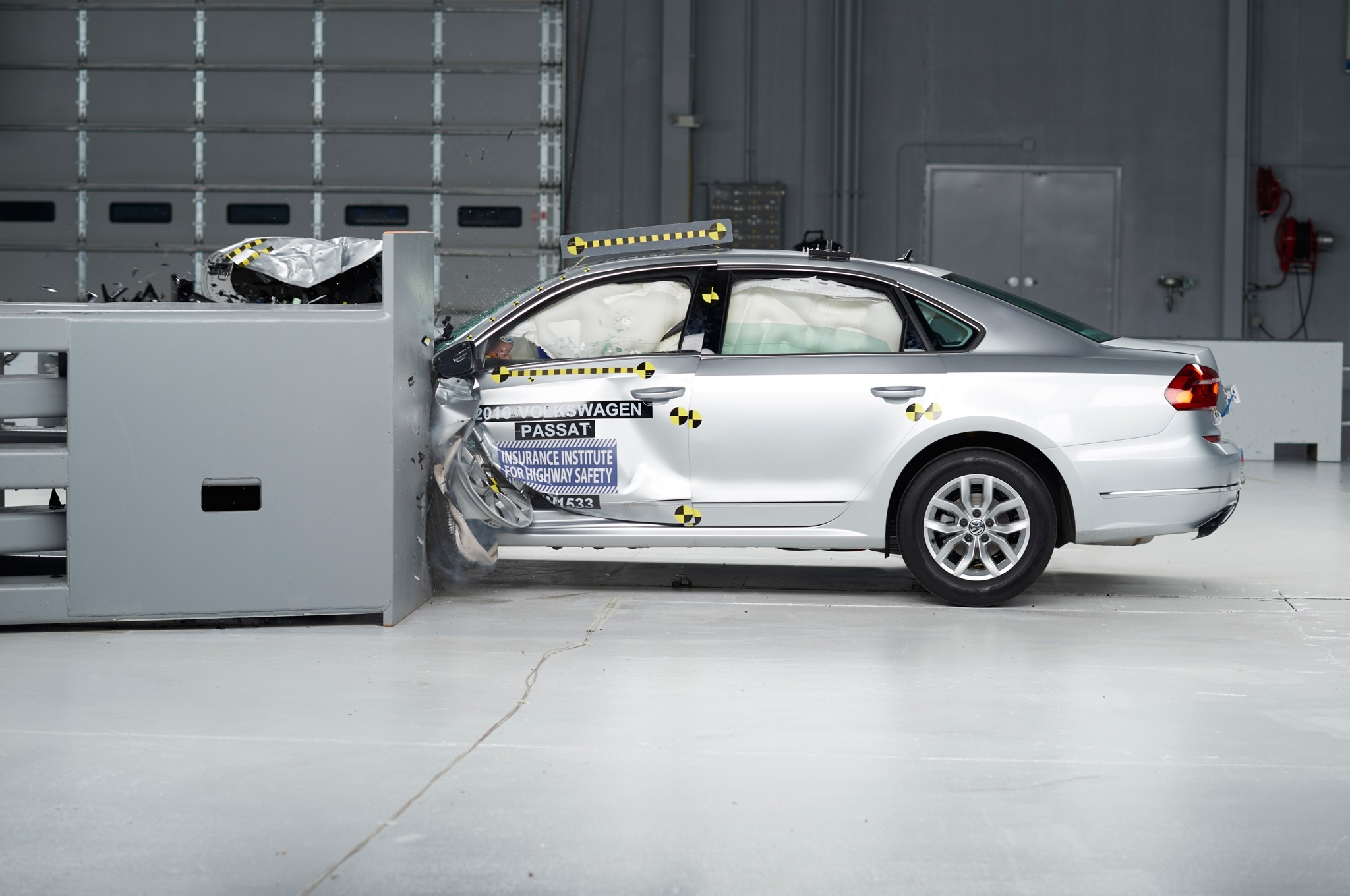 IIHS Top Pick+ 2016 VW Passat